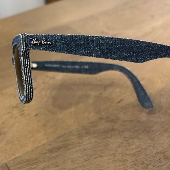SUPER RARE Ray-Ban Wayfarer Denim Blue Sunglasses - Picture 6 of 9